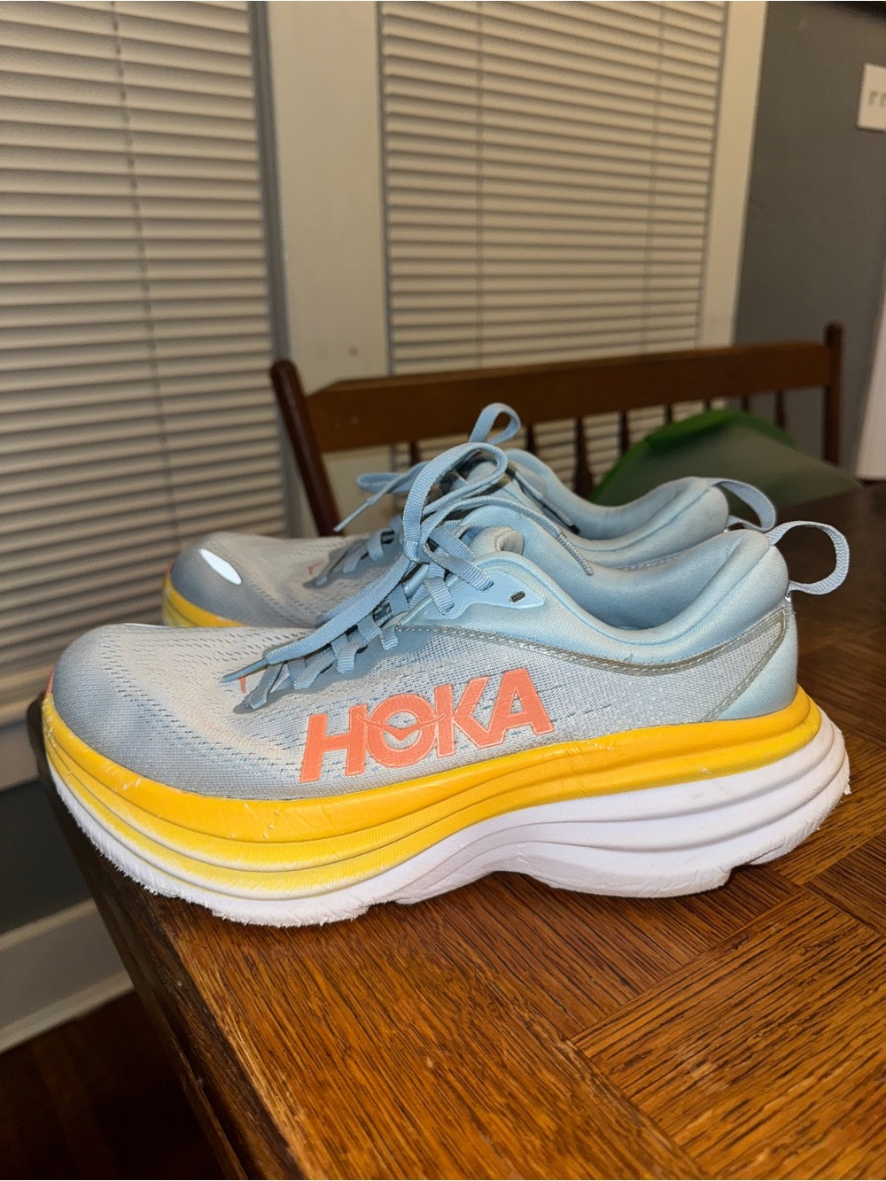 HOKA one one bondi 8